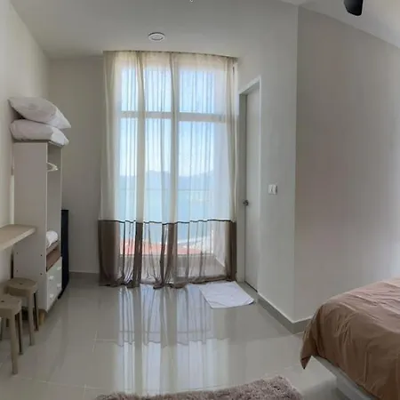 The Seashore House, The Shore Kota Kinabalu Exterior photo