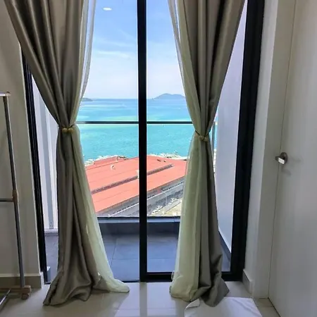 The Seashore House, The Shore Kota Kinabalu Exterior photo